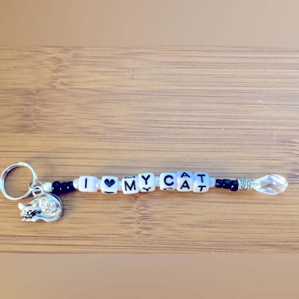 Cat Lover Keychain 🐈